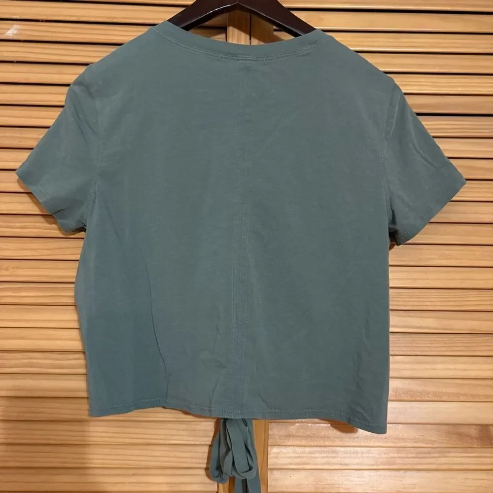 Lululemon Athletica Green Knot-Front Women Top